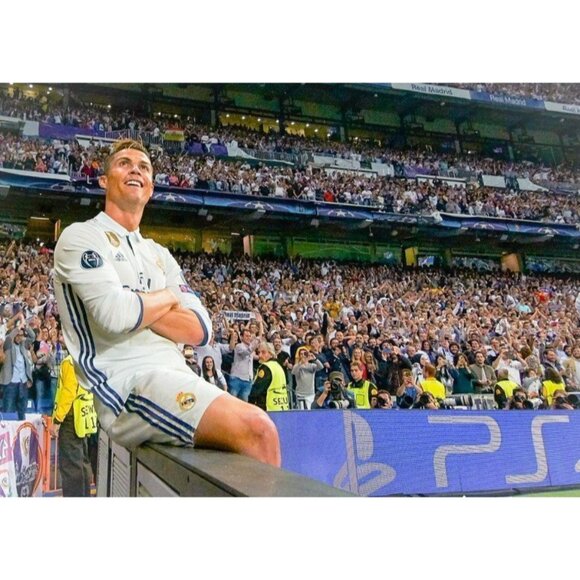 Cristiano Ronaldo Real Madrid 2016 2017 UEFA Home Long Sleeve Soccer Jersey XL - Picture 10 of 10